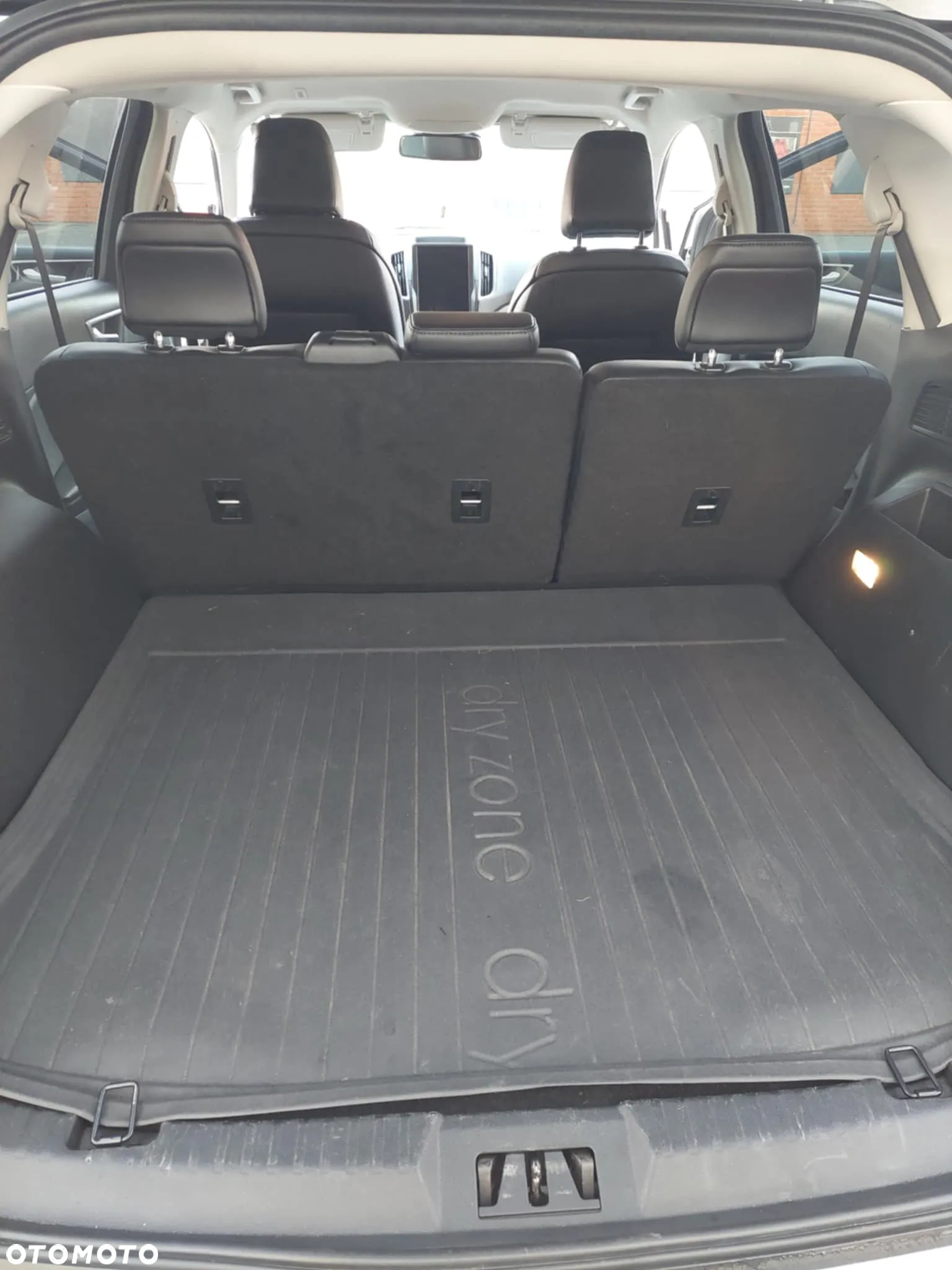 Ford Edge - 13