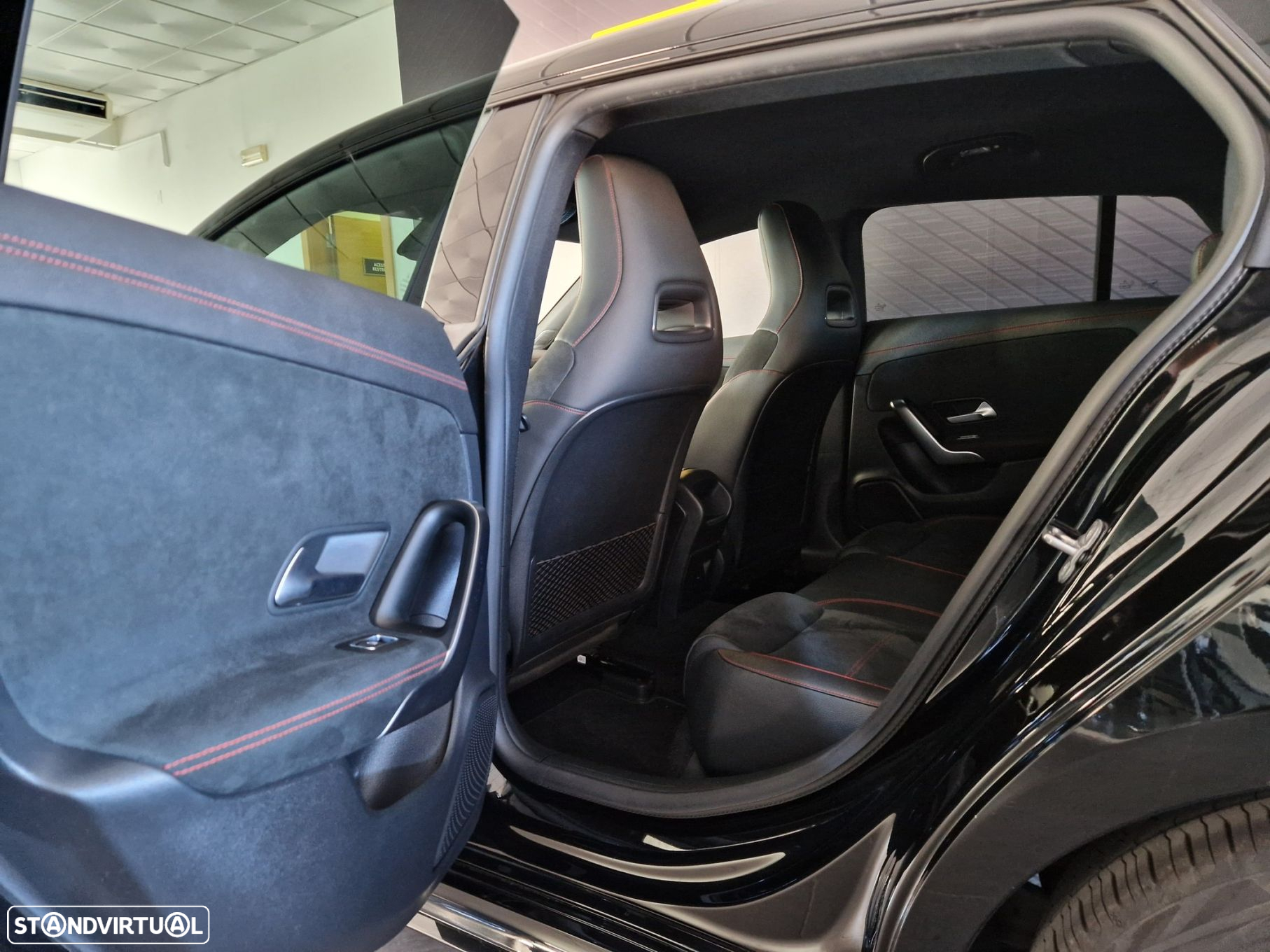 Mercedes-Benz CLA 200 Shooting Brake AMG Line Aut. - 18