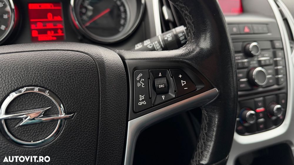 Opel Astra 1.6 Enjoy - 12