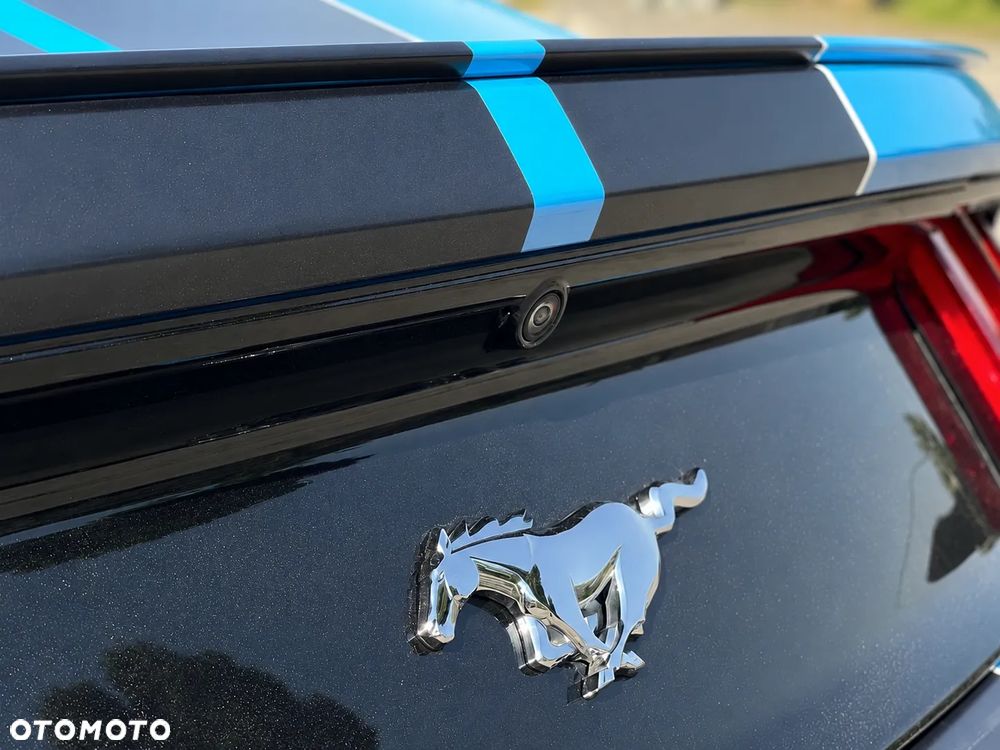 Ford Mustang - 13