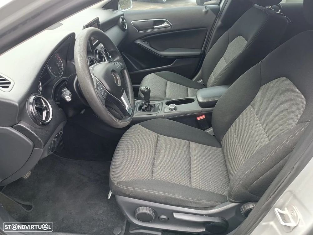 Mercedes-Benz A 180 CDI BlueEFFICIENCY Edition Style - 9