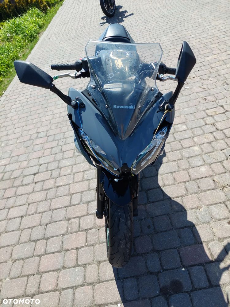 Kawasaki Ninja - 8