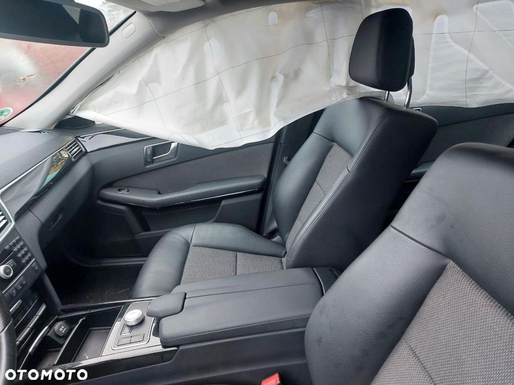 Mercedes-Benz Klasa E 220 T CDI 7G-TRONIC Avantgarde - 14