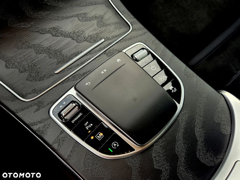 Mercedes-Benz GLC 220 d 4Matic 9G-TRONIC AMG Line - 14
