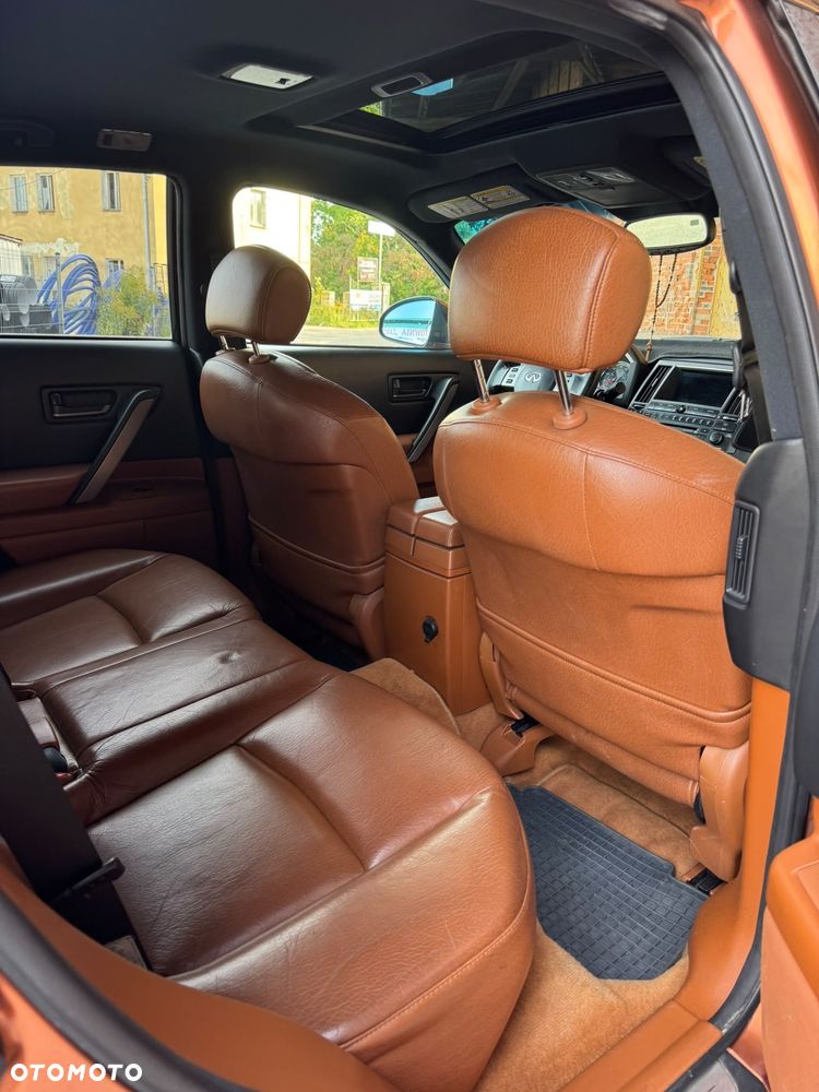 Infiniti FX FX35 - 9