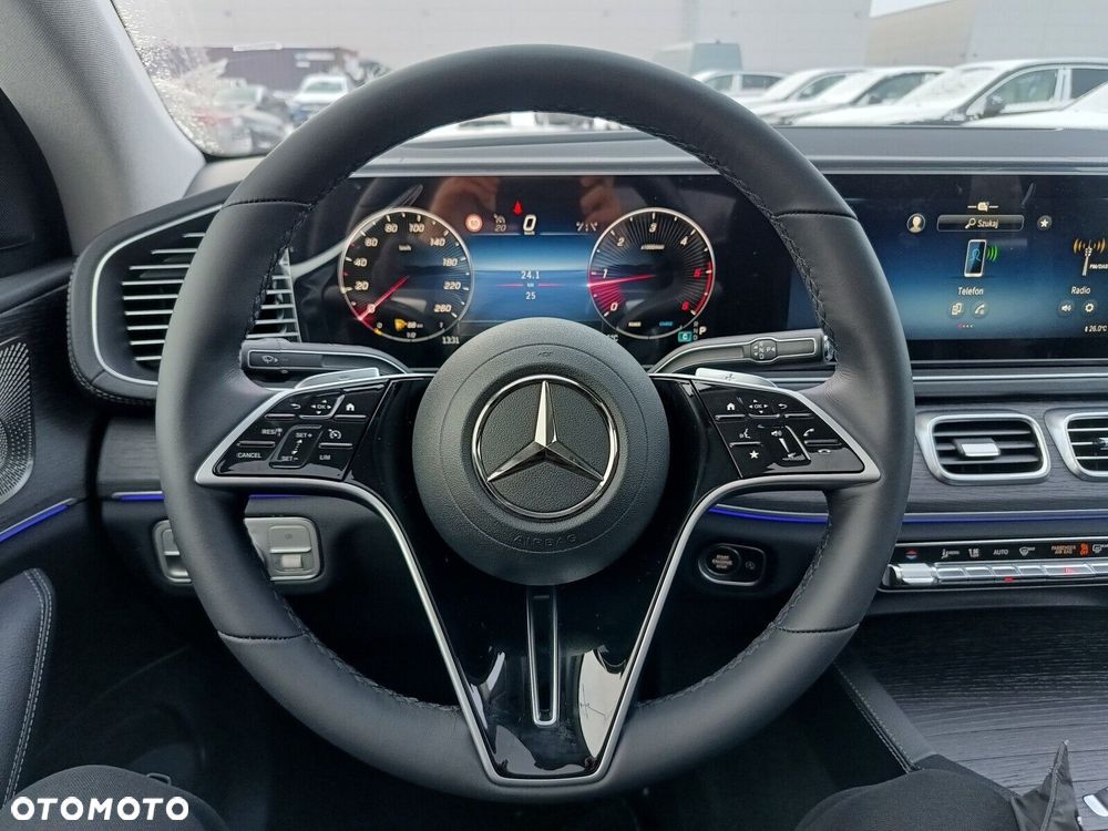Mercedes-Benz GLE - 16