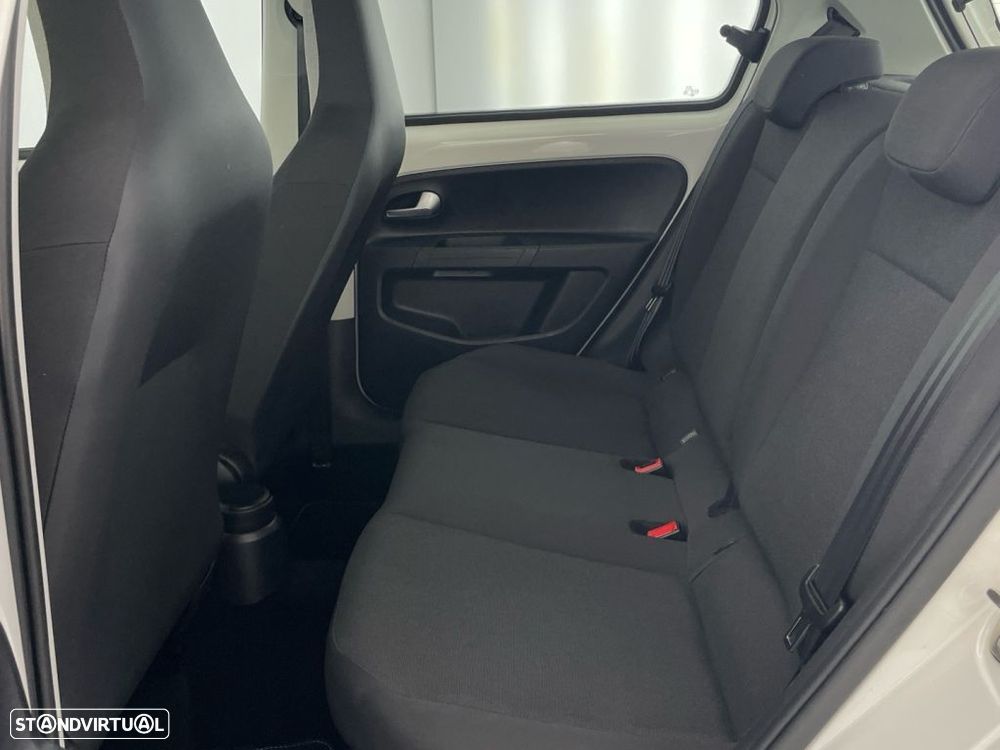 VW Up! 1.0 Move - 12