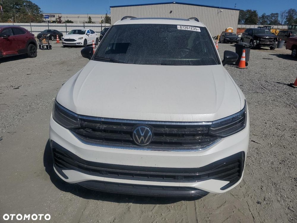 Volkswagen Tiguan - 5