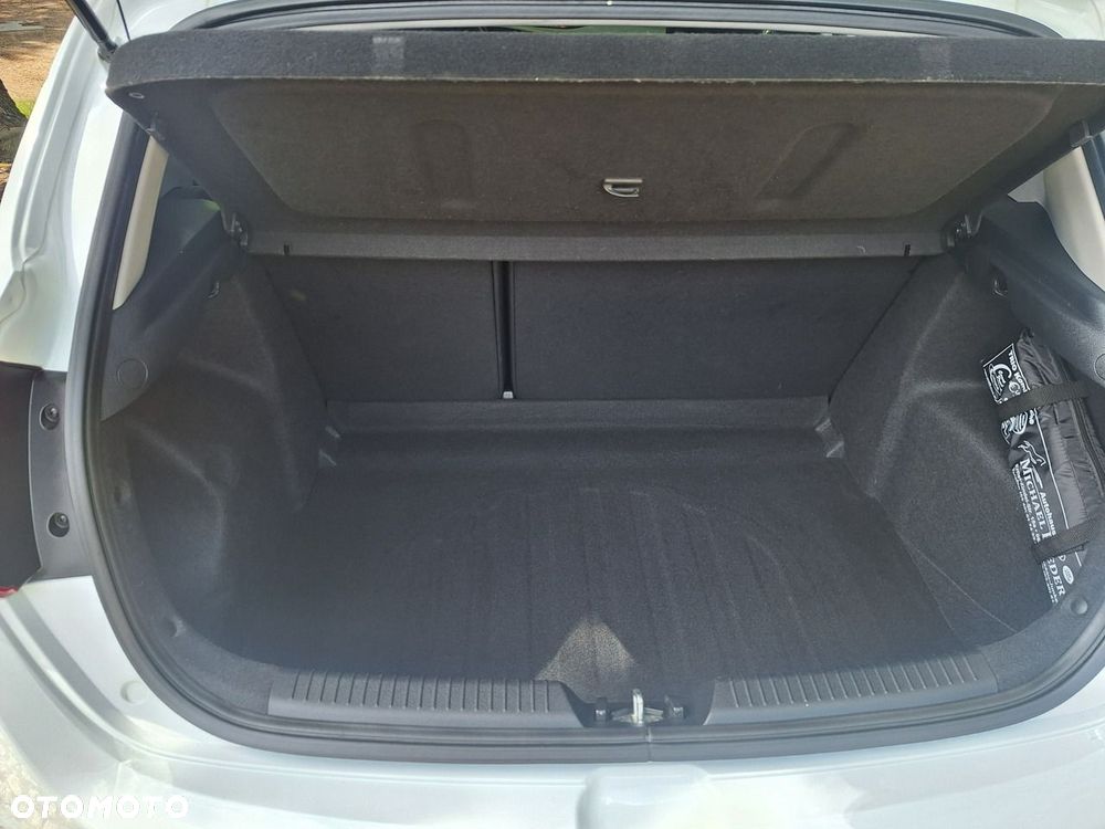 Kia Ceed - 18