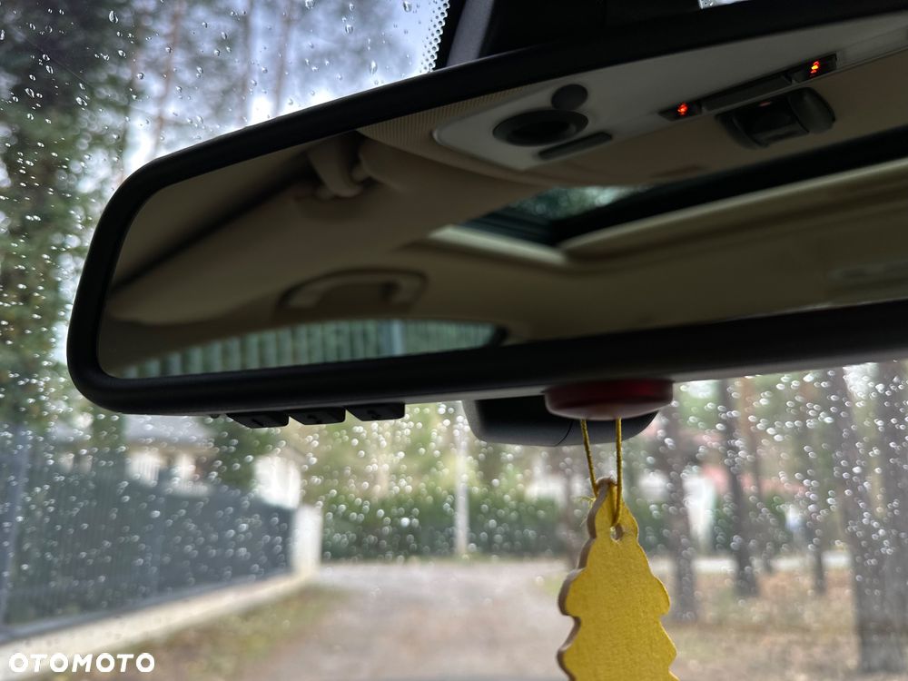 BMW Seria 3 330xi - 16