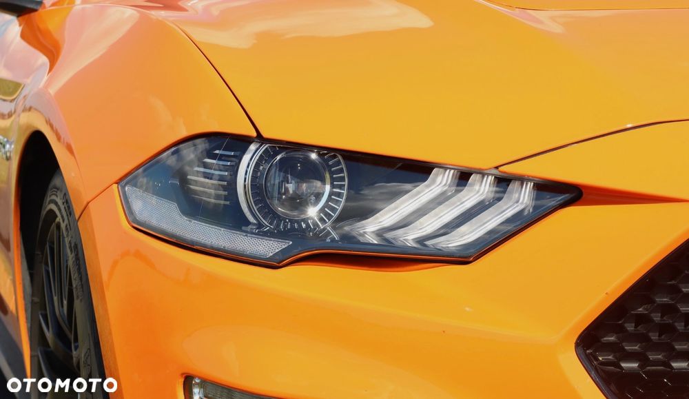 Ford Mustang - 16