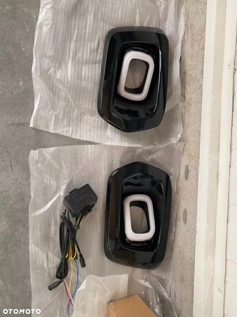 Lampy DRL Ford Ranger 14-20 r. - 2