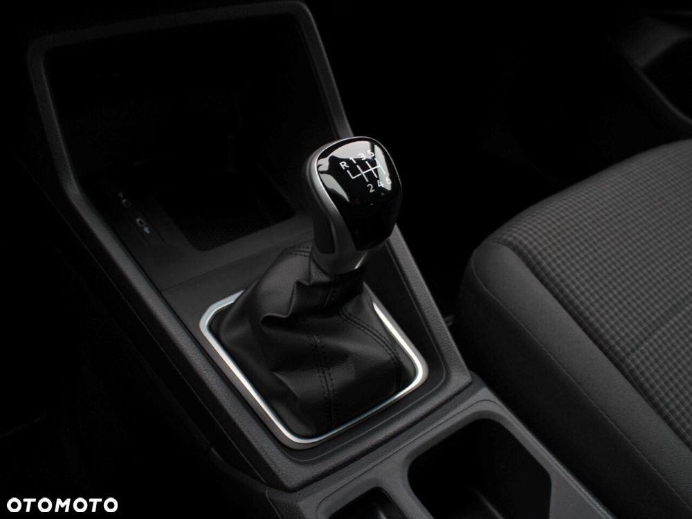 Volkswagen Caddy 2.0 TDI 4Motion - 24