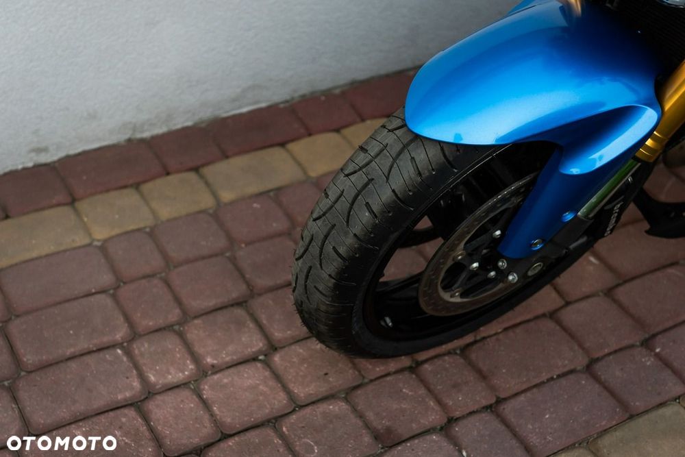 Suzuki GSX - 8