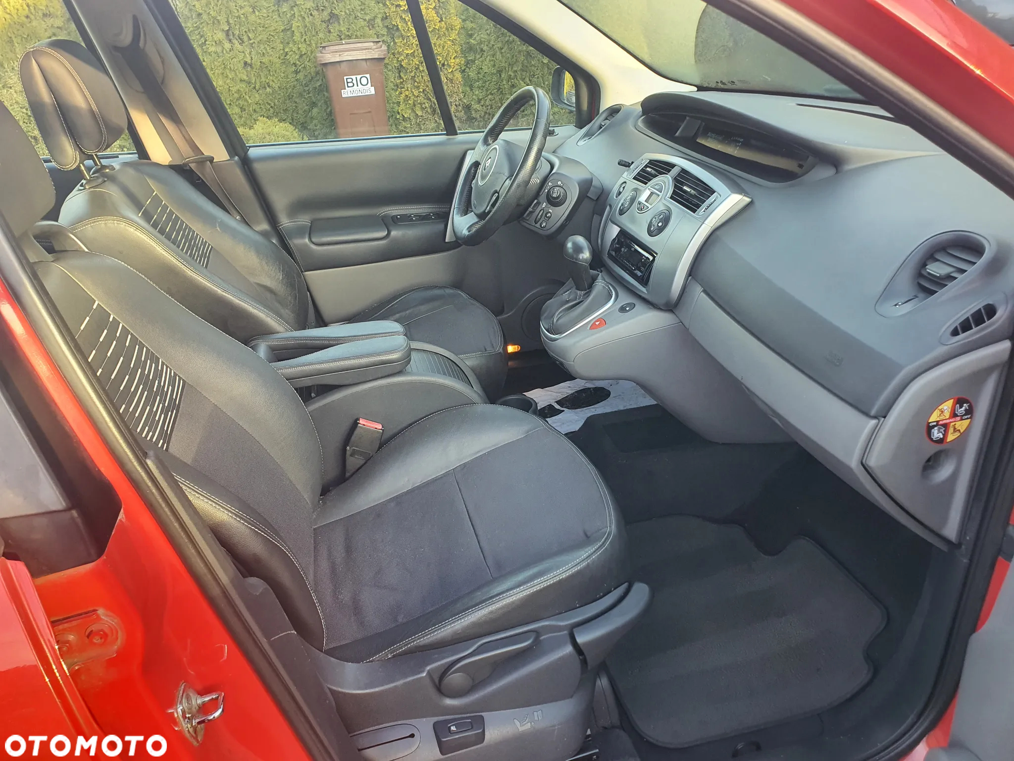 Renault Scenic 1.6 16V Authentique Privilege - 7