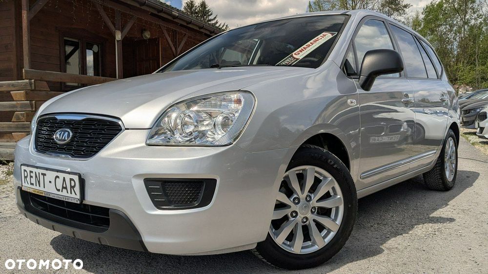 Kia Carens - 2