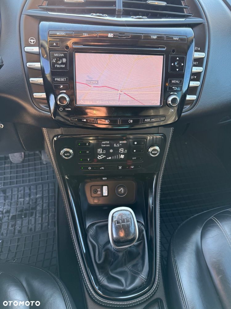 Lancia Delta 2.0 MultiJet 16v Oro - 17