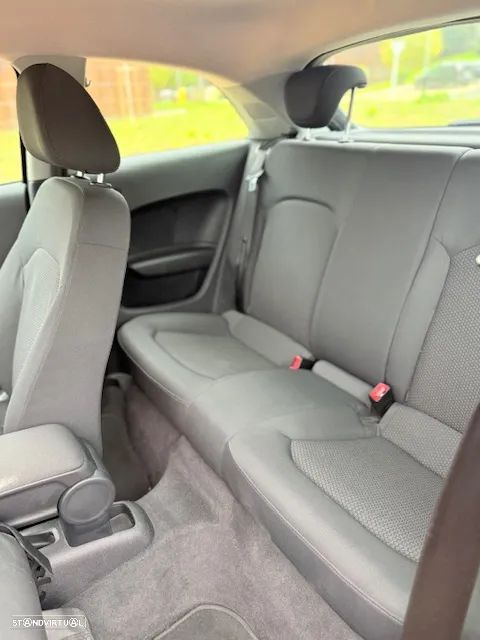 Audi A1 1.6 TDI Attraction - 22