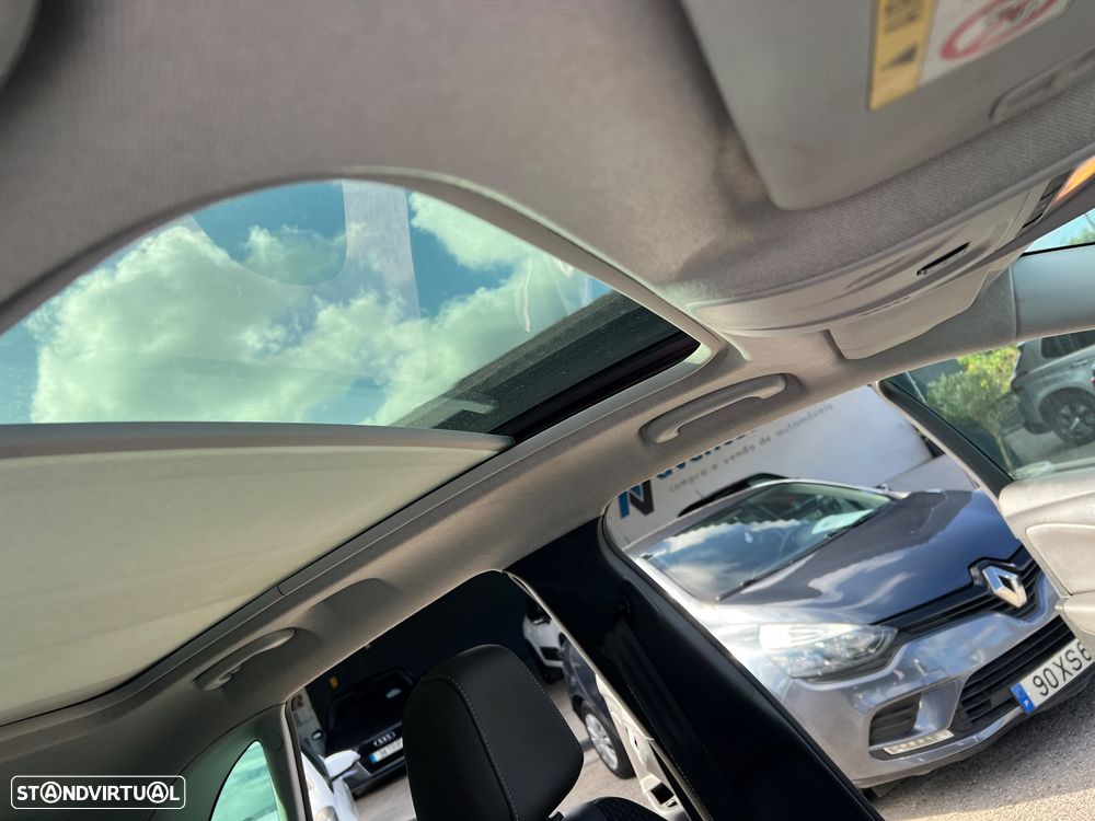 Opel Crossland X 1.2 T Innovation J17 - 14