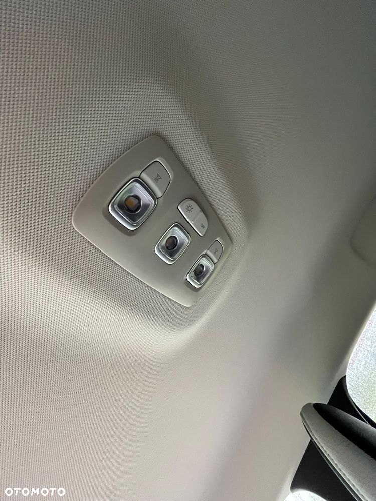 Renault Captur 1.0 TCe Intens - 18