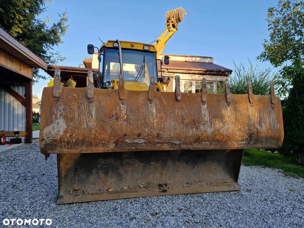 JCB 4CX - 13
