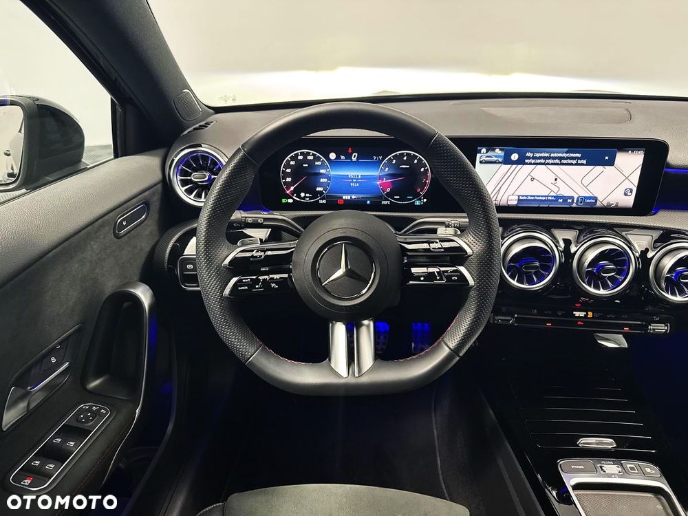 Mercedes-Benz Klasa A 200 AMG Line 7G-DCT - 10