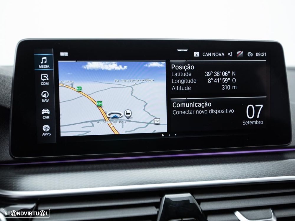 BMW 520 e Pack M - 30