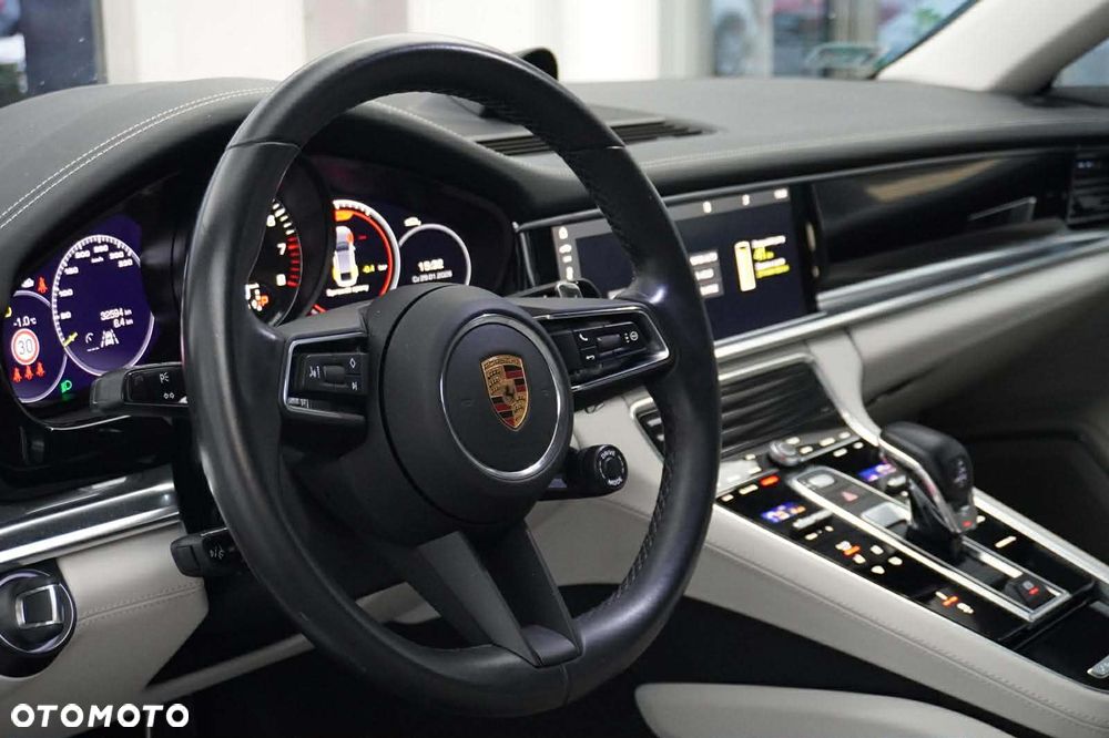 Porsche Panamera 4S E-Hybrid - 22