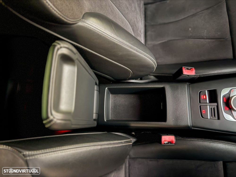 Audi S3 Sportback 2.0 TFSi quattro S tronic - 37