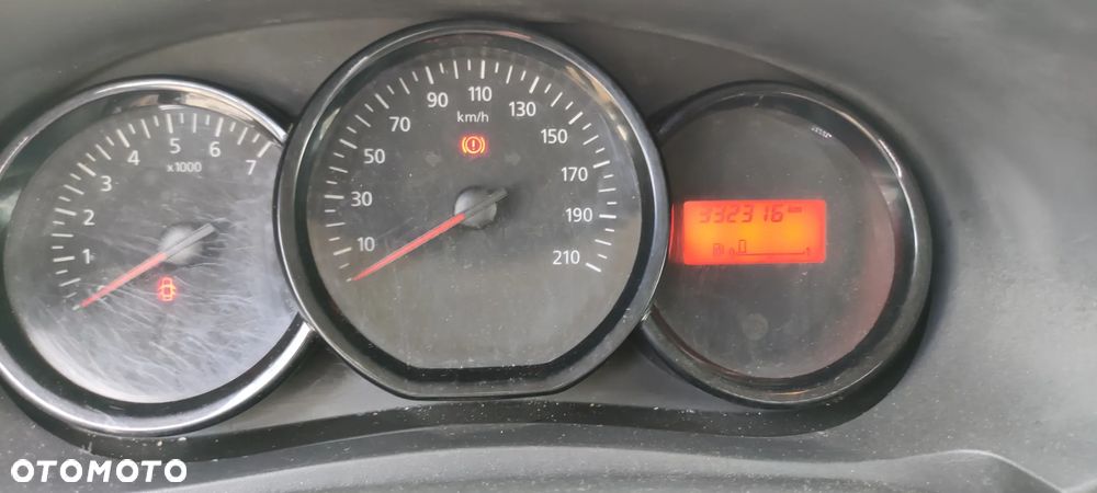 Dacia Dokker 1.6 Access - 11
