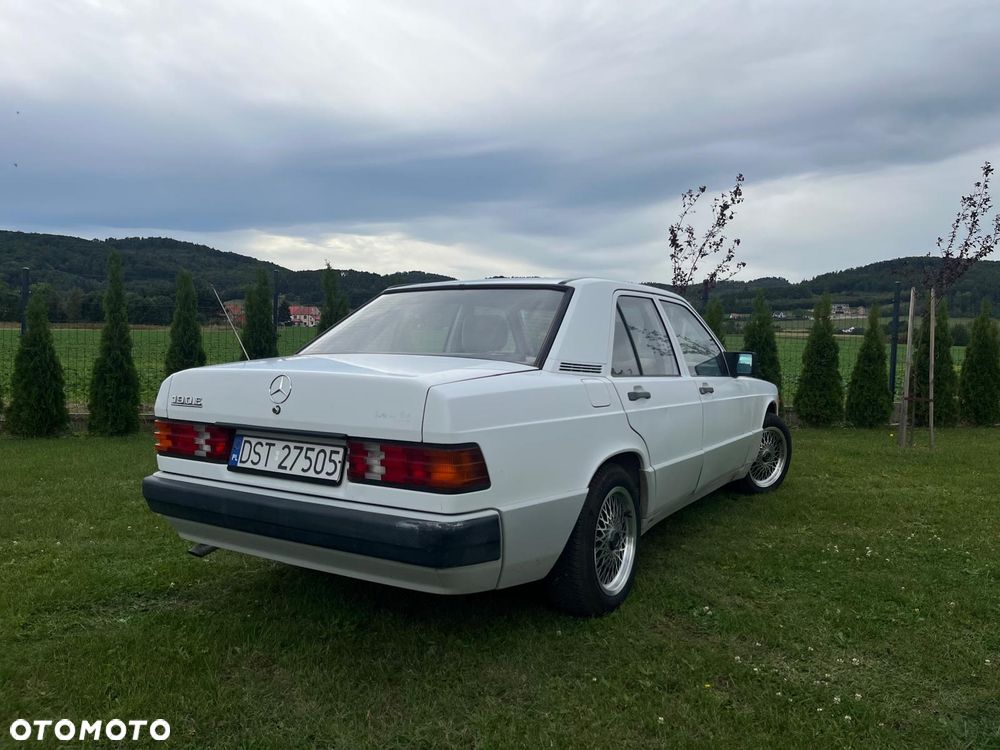 Mercedes-Benz W201 (190) - 8
