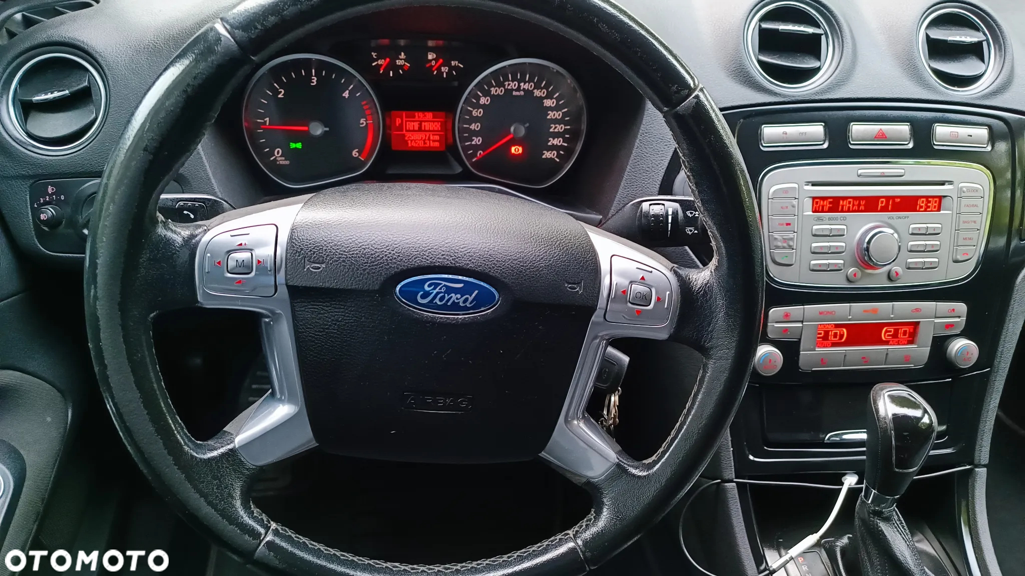 Ford Mondeo 2.0 TDCi Ambiente - 16