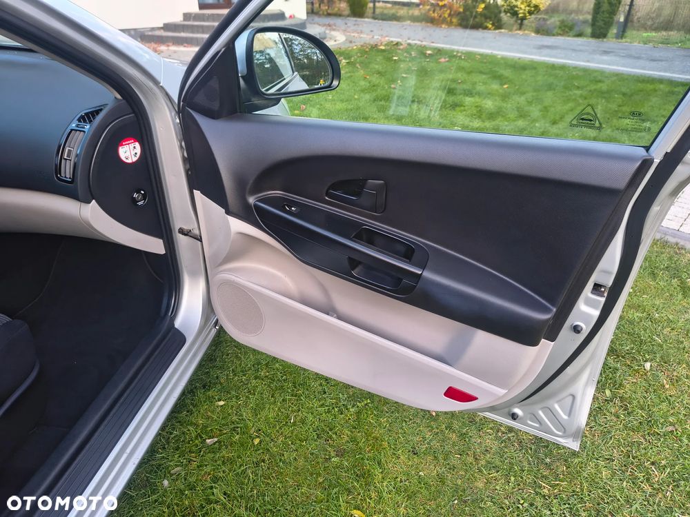 Kia Ceed 1.4 CVVT EX - 23