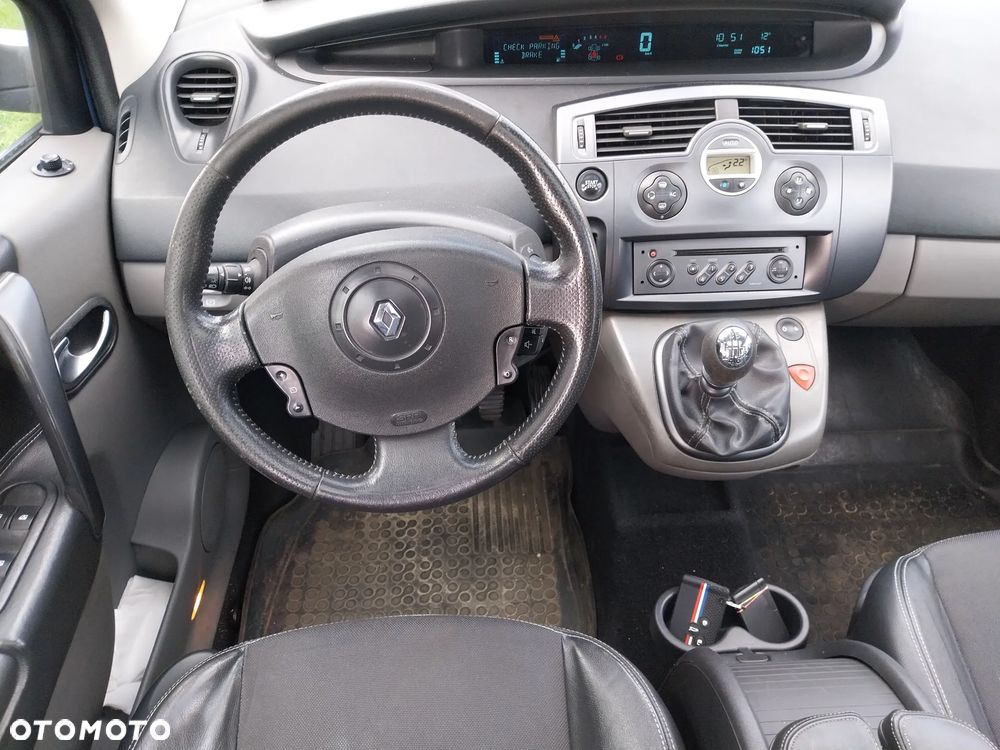 Renault Grand Scenic 1.9 dCi Privilege - 16
