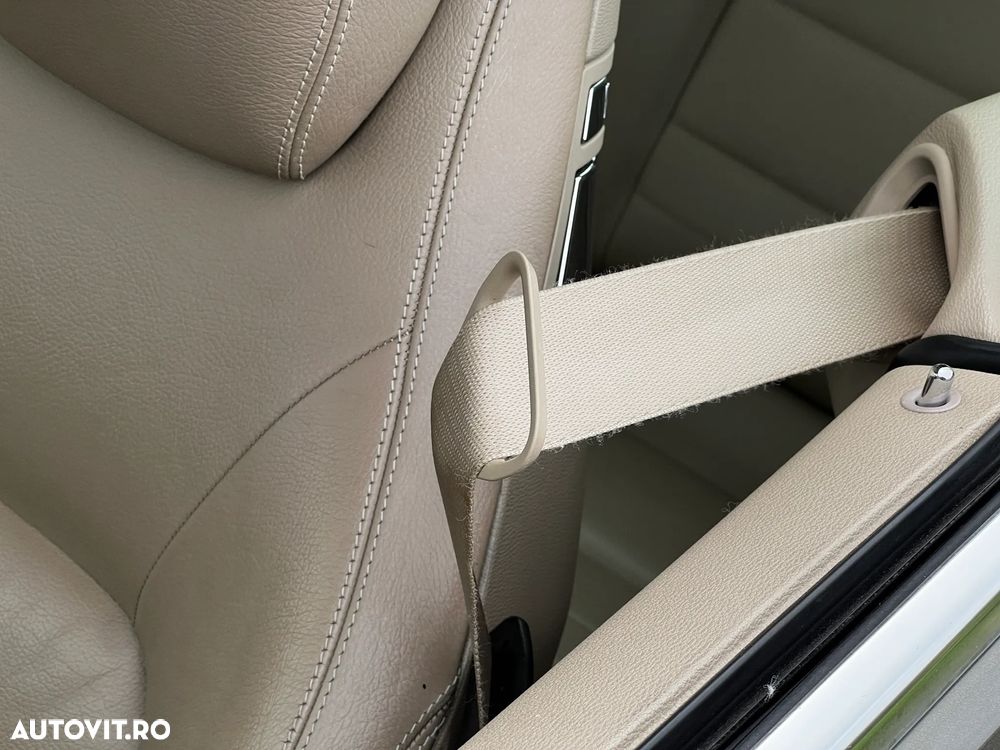 Mercedes-Benz E - 33