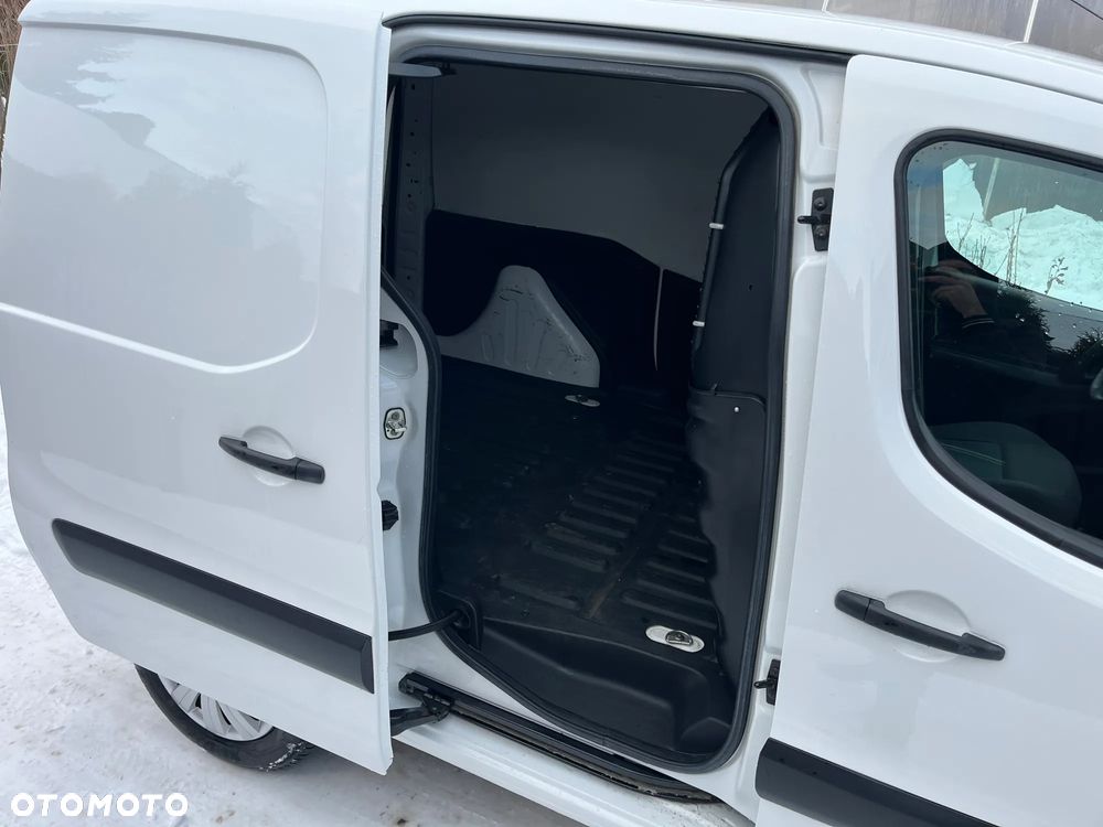 Citroën BERLINGO - 15