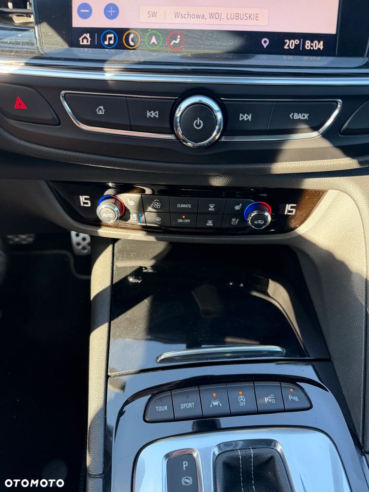 Opel Insignia 1.6 T Exclusive S&S - 33