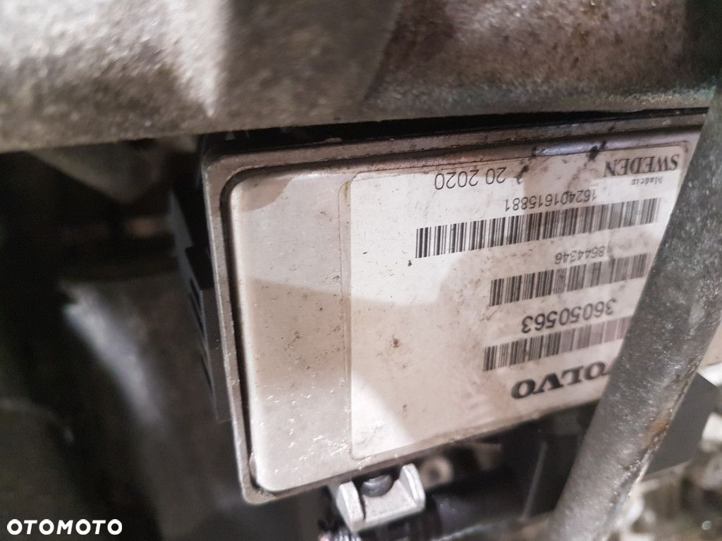 SILNIK BENZYNOWY B5244T 2.4t B 200KM VOLVO V70 - 4