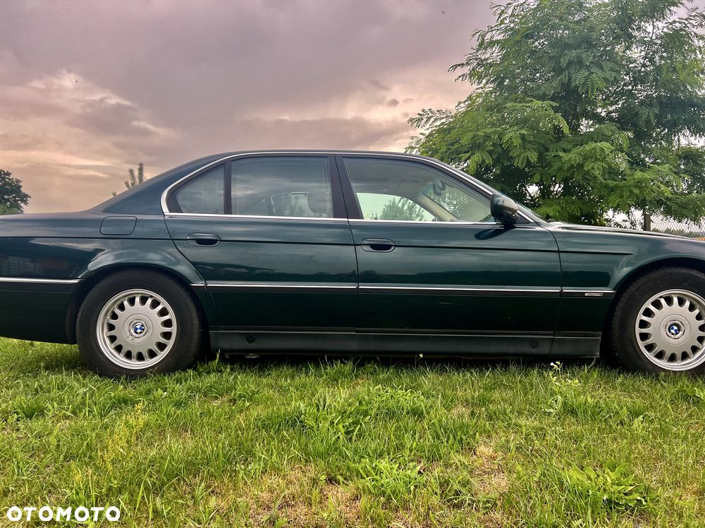 BMW Seria 7 - 3