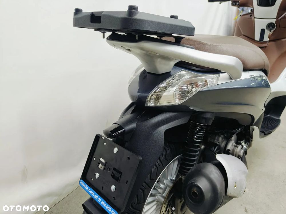 Piaggio Beverly - 10