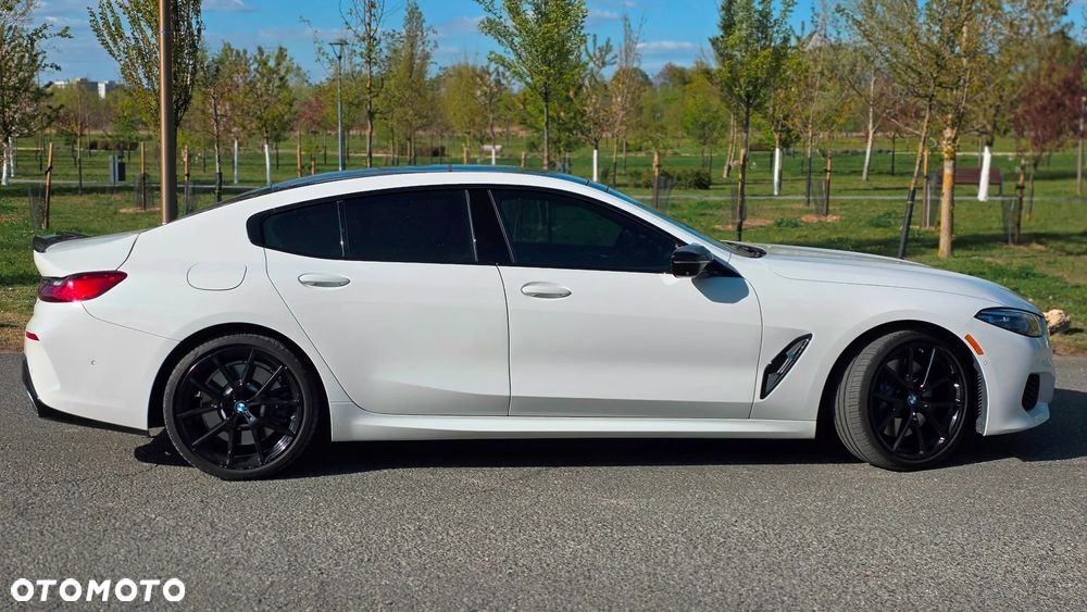 BMW Seria 8 840i - 28
