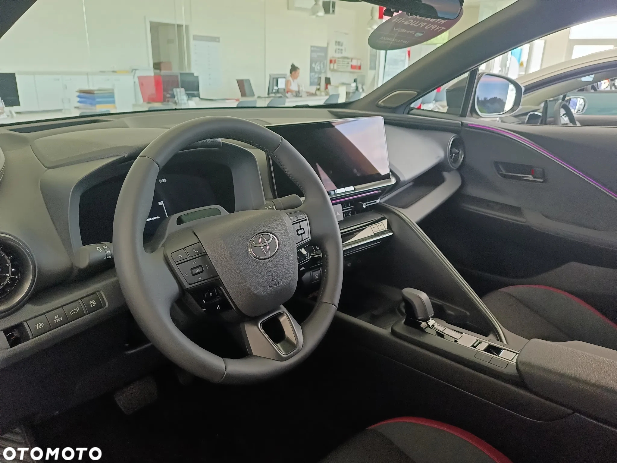 Toyota C-HR - 4