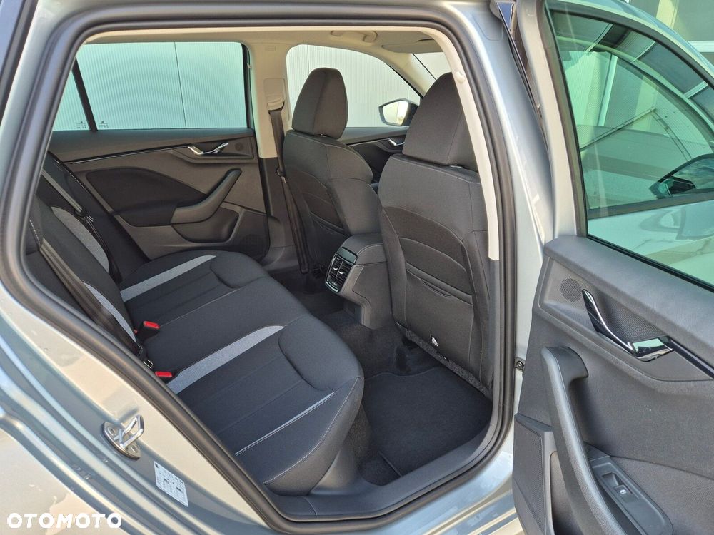 Skoda Kamiq 1.5 TSI Drive - 11