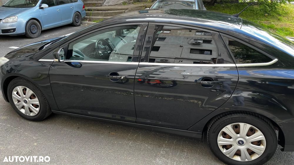 Ford Focus 1.6 EcoBoost Start-Stopp-System Titanium - 14