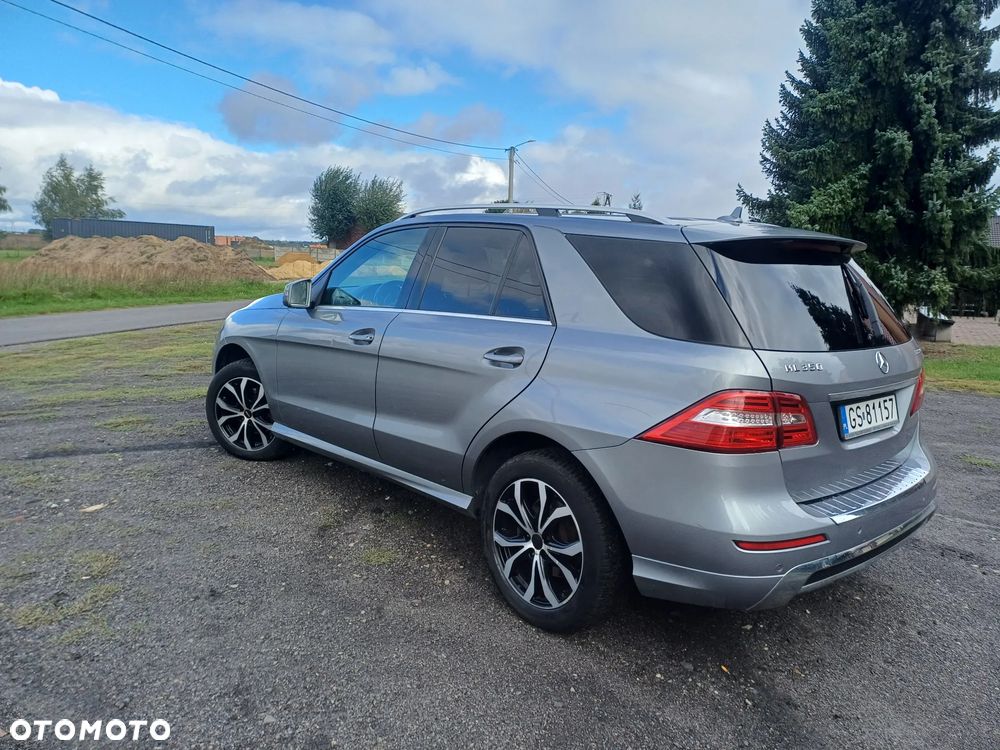 Mercedes-Benz ML - 4