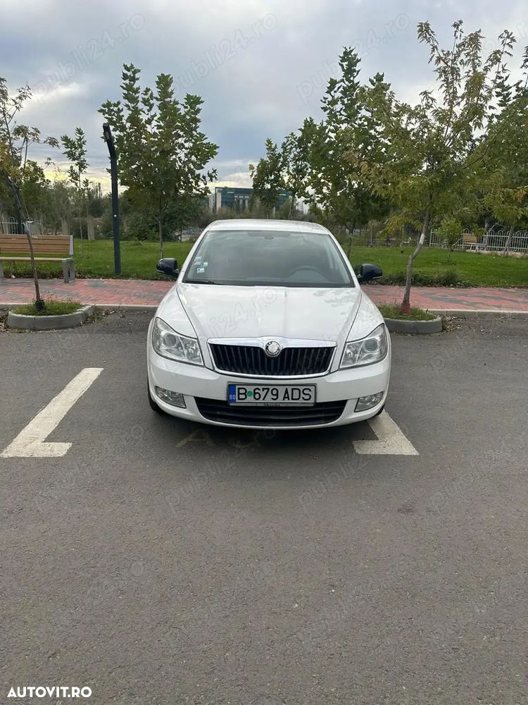 Skoda Octavia 1.6 TDI ELEGANCE - 1