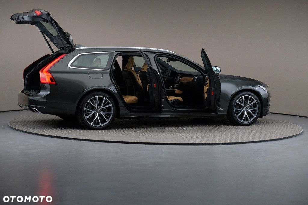 Volvo V90 - 6