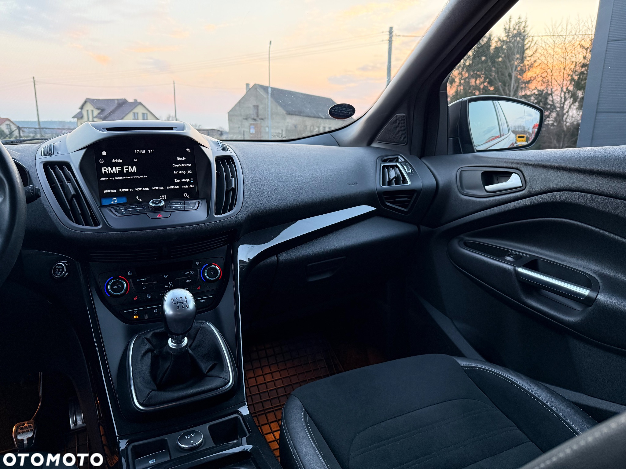 Ford Kuga 2.0 TDCi 4x4 ST-Line - 15