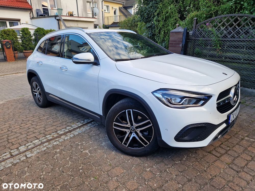 Mercedes-Benz GLA 200 Business Edition - 3
