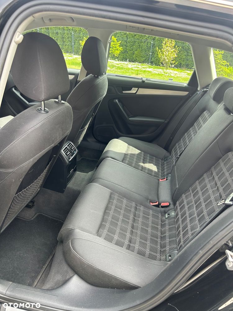 Audi A4 Avant 2.0 TDI - 24
